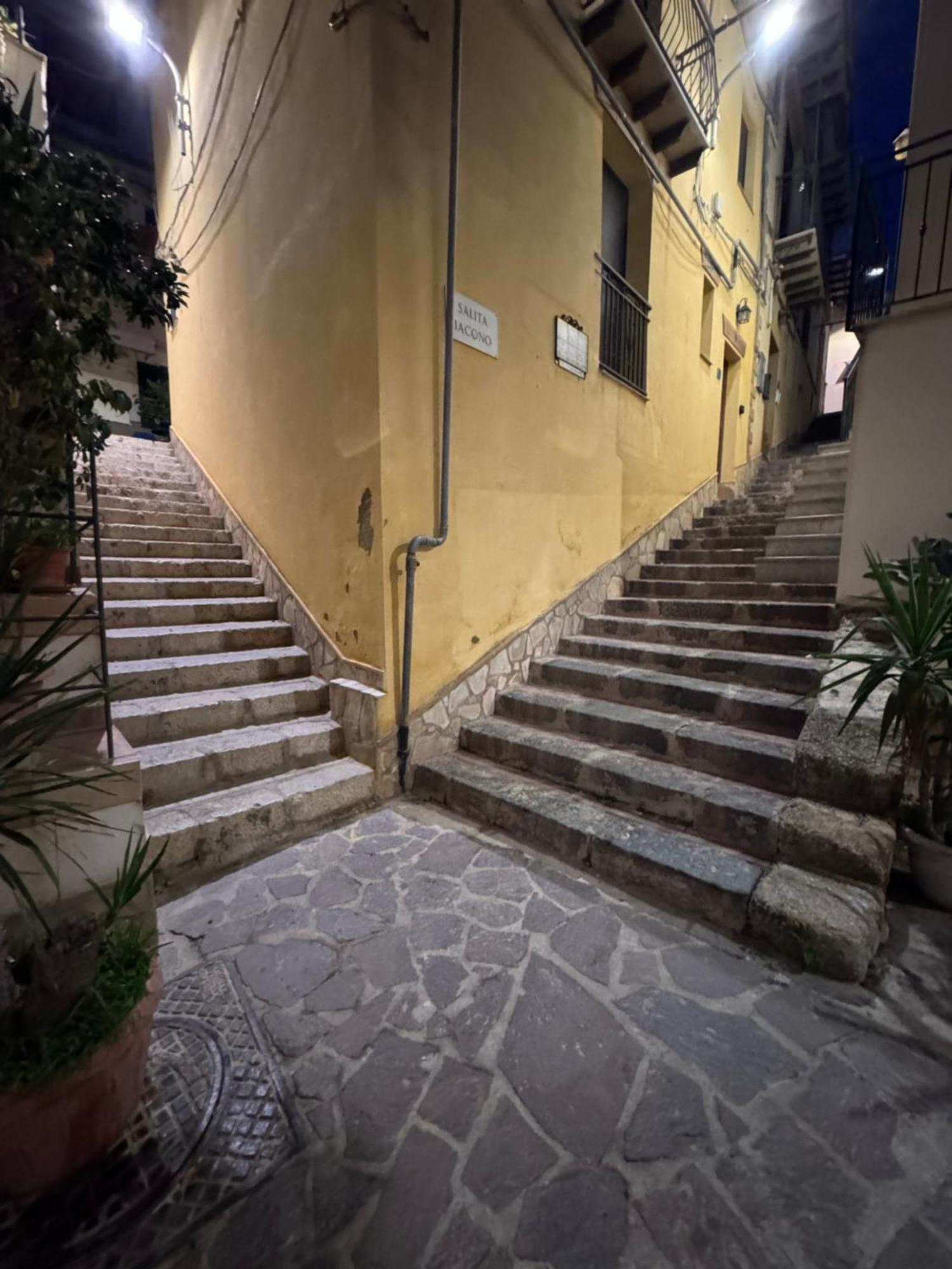 Le Scalette Del Centro Hotel Agrigento Exterior foto
